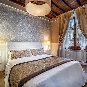 Yid Gallery Art&design In The Heart Of , Florence Italy